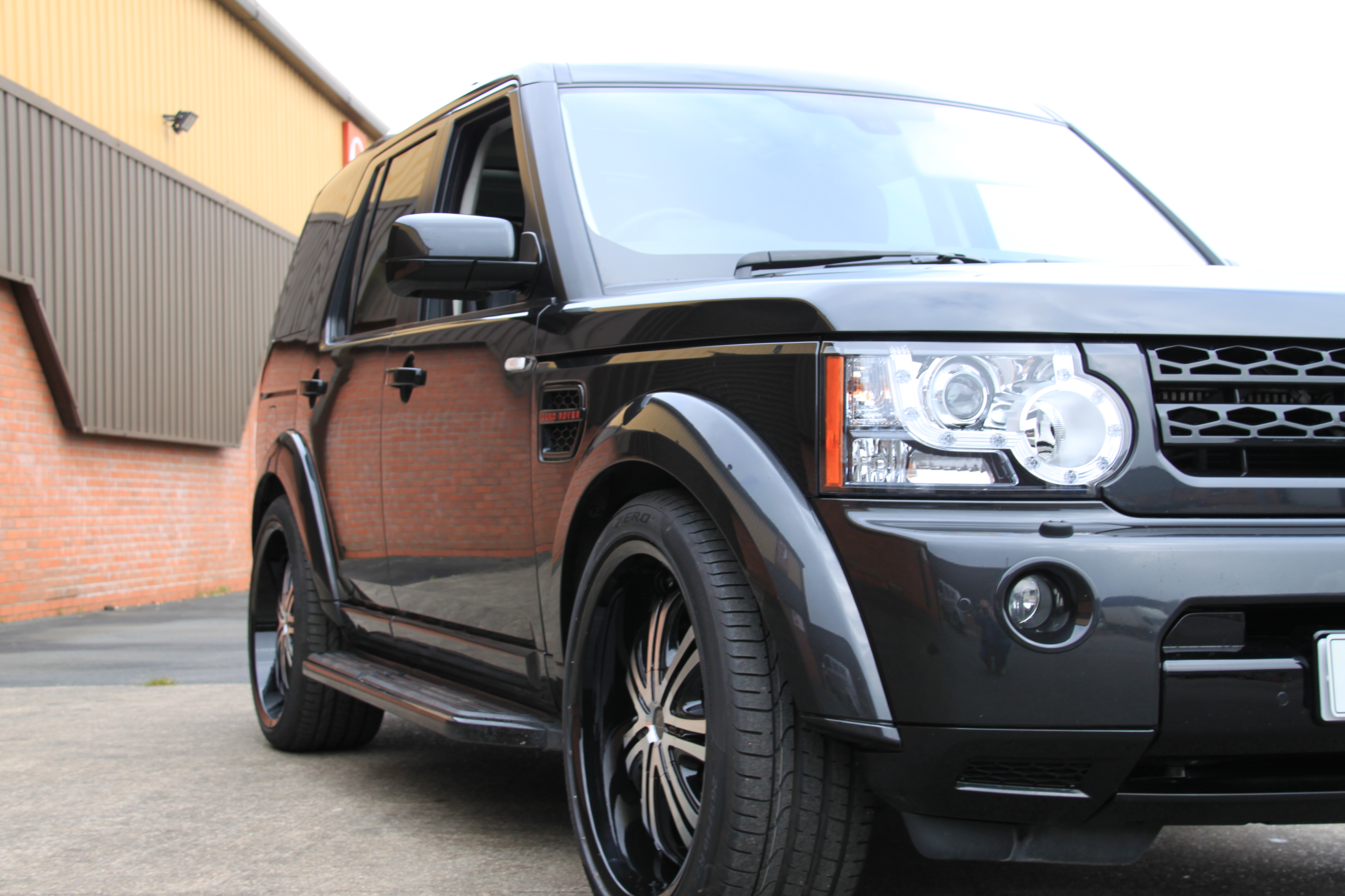 Land Rover Discovery Lowering